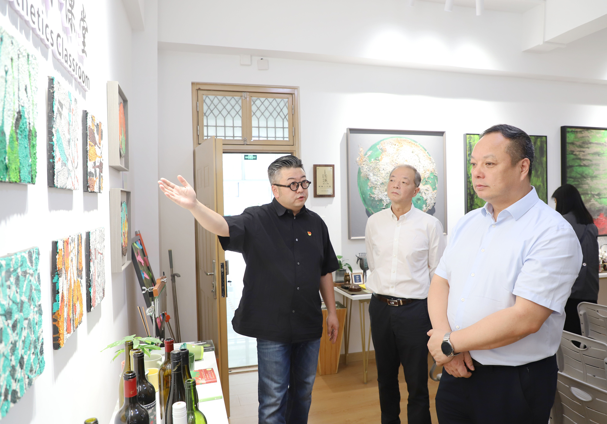 苏州大学党委常委、副董事长姚建林一行调研太阳集团tyc5997