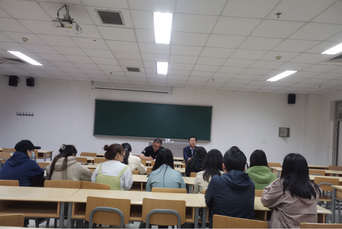 重实践 建新功|太阳集团tyc5997召开毕业生考研调研座谈会